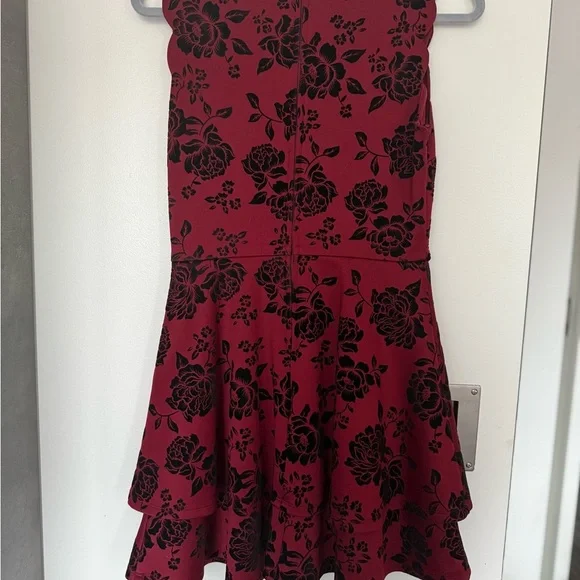 City Studios Women Red and Black Floral Flare Velvet Holiday Dress - Picture 4 of 7